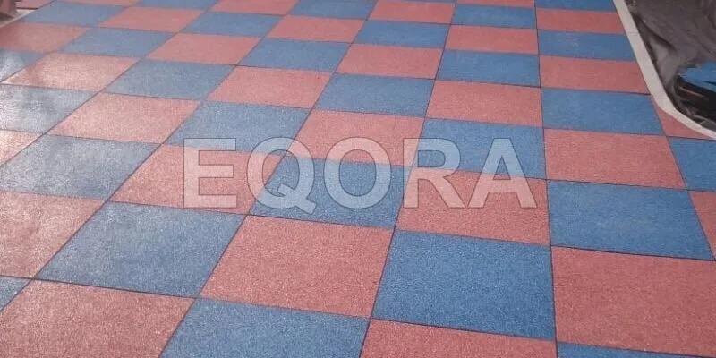Резиновое покрытие из крошки для автосервисов в Радужном